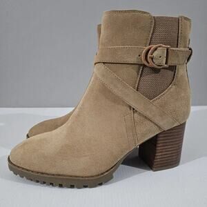 NEW Blondo Tamzin Ankle Boot Womens 9 Tan Suede Waterproof Fall Block Heel